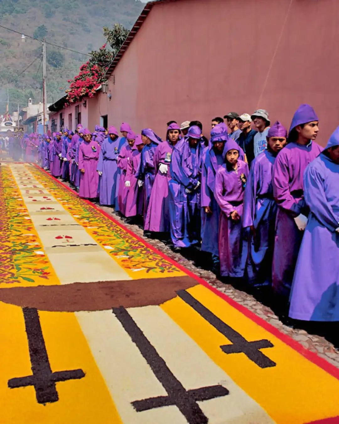 cucuruchos in antigua